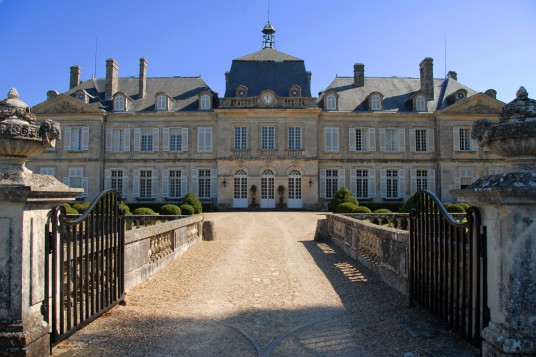 Plassac- chateau de